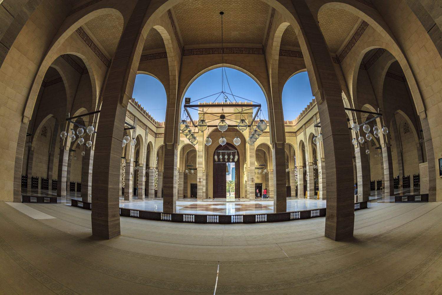 Al Fateh Grand Mosque