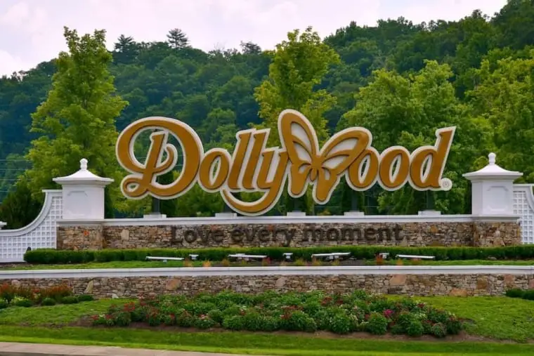 Insider Tips for Visiting Dollywood